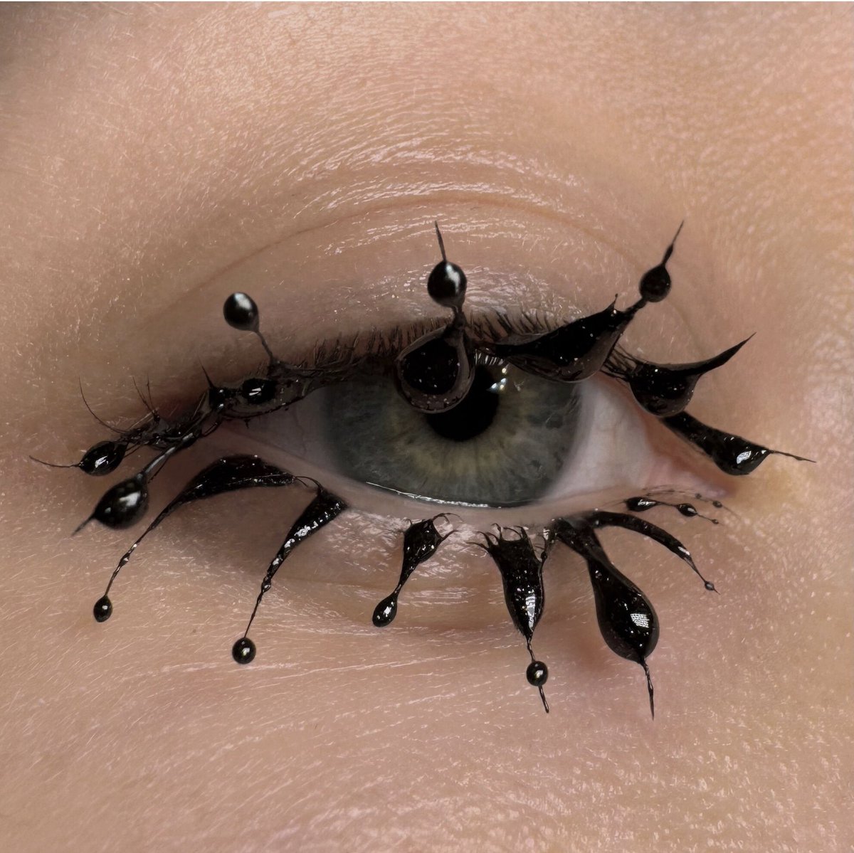 gastt Fashion tweet media