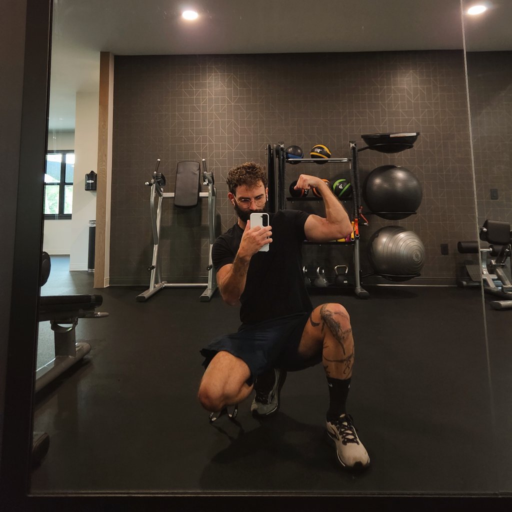 Connor (Connortrix) tweet media