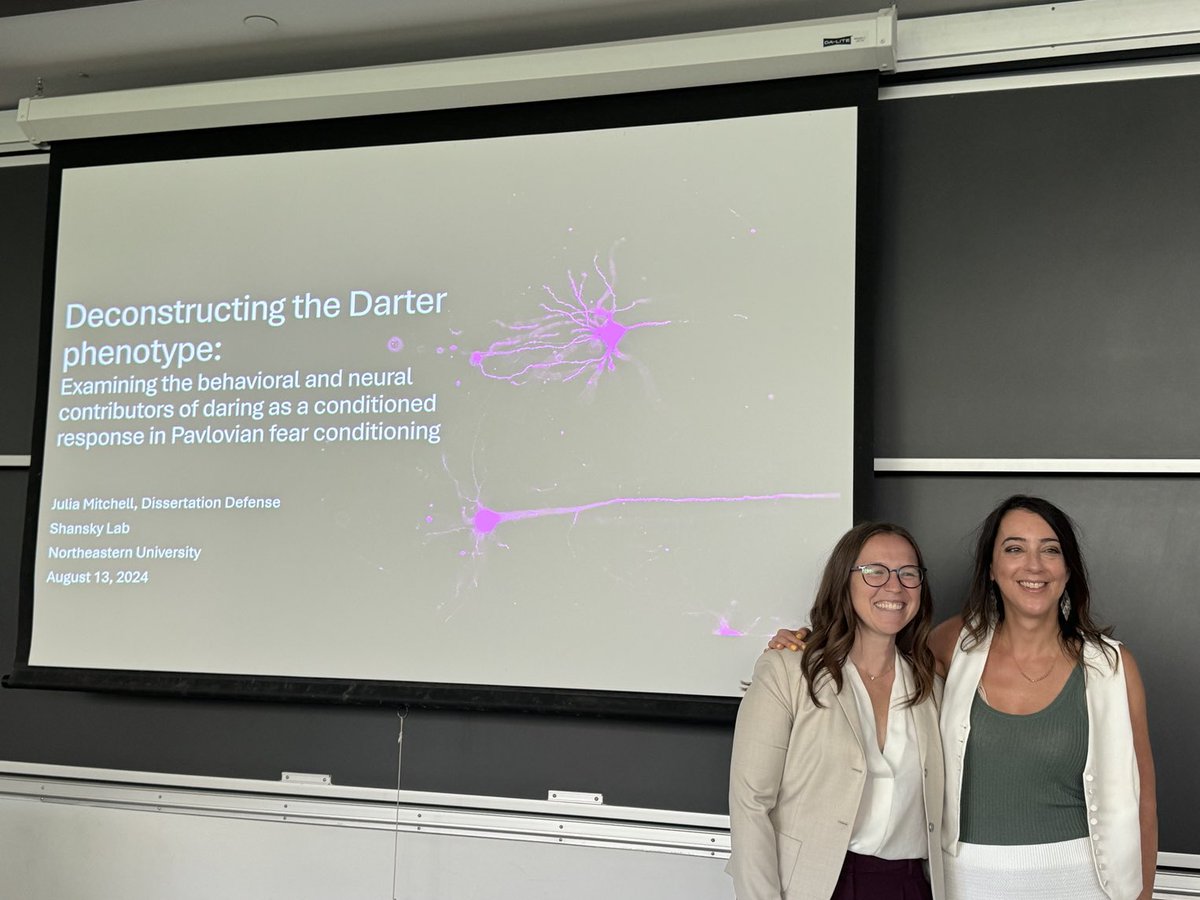 AnneZMurphy's tweet image. Soooooooo excited to have been a part of this journey, and what an amazing thesis.   CONGRATS!!!!!⁦@doc_becca⁩ ⁦@julia_mitchh⁩