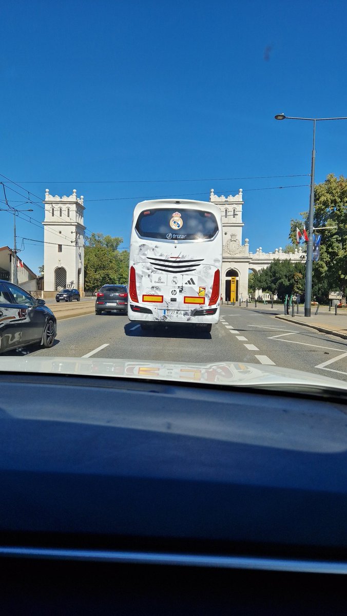 _filu888's tweet photo. Jakiś kutas mi drogę zajechał https://t.co/ECqb4s7Z6E