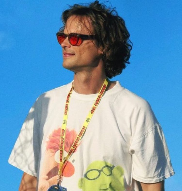 20 years apart with the same jawline