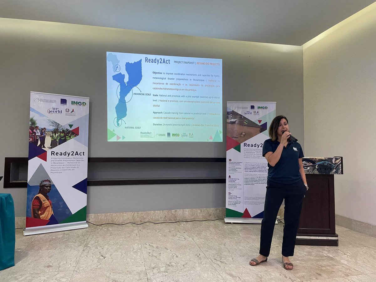CIMAFoundation's tweet photo. We are in #Mozambique for a workshop under #Ready2Act project, funded by @aics_it. Experts are sharing advanced tools to enhance skills in gathering, analyzing and utilizing #RiskInformation for bolster #disaster management. International cooperation and innovation are key! #INGD https://t.co/vYPaj4jbw4
