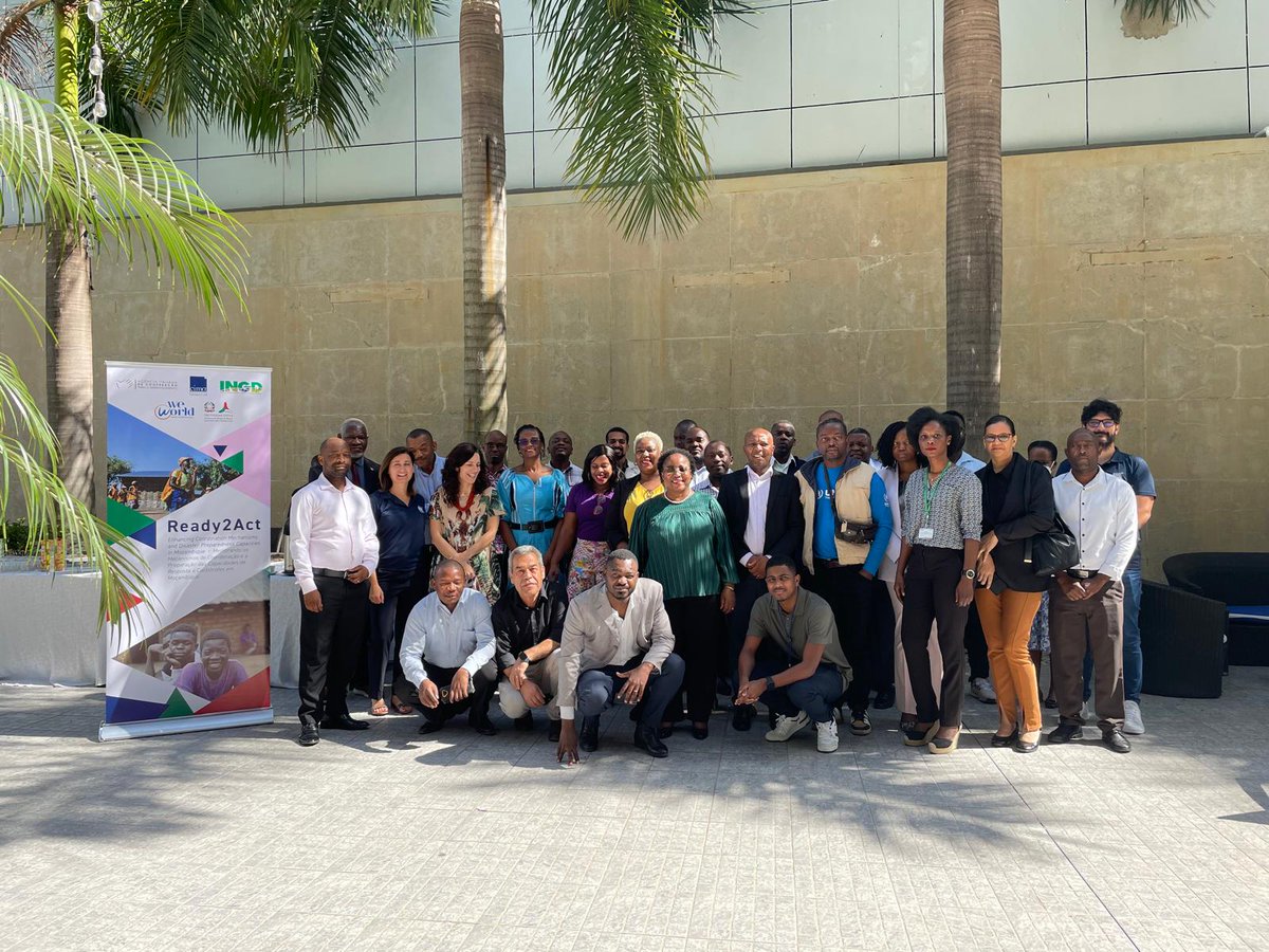 CIMAFoundation's tweet photo. We are in #Mozambique for a workshop under #Ready2Act project, funded by @aics_it. Experts are sharing advanced tools to enhance skills in gathering, analyzing and utilizing #RiskInformation for bolster #disaster management. International cooperation and innovation are key! #INGD https://t.co/vYPaj4jbw4