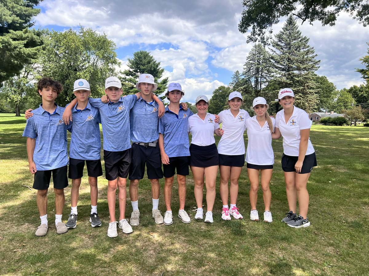 Yesterday we played in Hoovers Co-Ed tournament at Arrowhead. Macey finished with a score of 84. Can’t forget to mention that Jamie had her first birdie!  

We play at Mill Creek today for the Canfield Invitational!