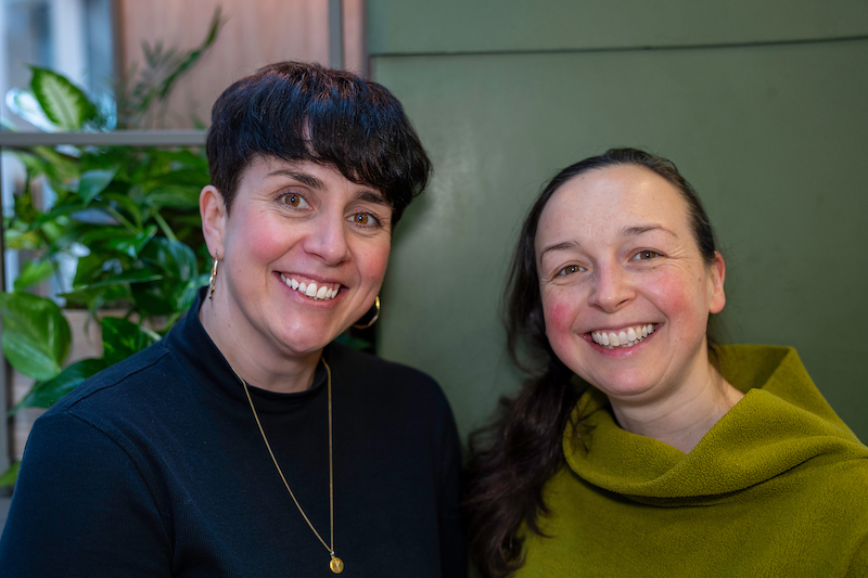 We're looking forward to the Healing Arts Glasgow event next week.
Our Artistic Directors Diane Thornton &amp; Lucy McGreal will be joining conversations &amp; presenting on our work with people with dementia.
Programme in the link below. 
Book now!
#ArtsInHealth

healingartsscotland.org/events/healing…