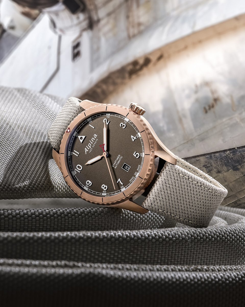 Alpinawatches's tweet image. Suitable for men and women, discover the Startimer Pilot Automatic.

Learn more: bit.ly/3Sl3ONc

#StartimerCollection #PilotWatch #Aviation #AutomaticWatch #SwissMade