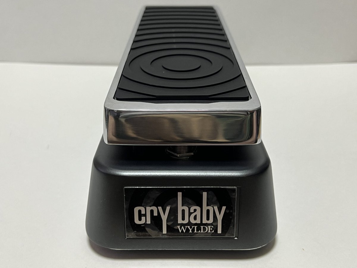 SDMF_Inc's tweet photo. っつーこって、
改めて
My New Gear‼️
Jim Dunlop
WA45 Wylde Audio Cry Baby Wah
可変ペダル部のミラー仕様、
艶消しガンメタリックカラーがカッケーっす‼️✨
@ZakkWyldeBLS @WyldeAudio
@JimDunlopJP @moridaira_mi
#ZakkWylde #WyldeAudio
#JimDunlop #WA45 #Wah
#ザックワイルド https://t.co/2GiCVuRhuE
