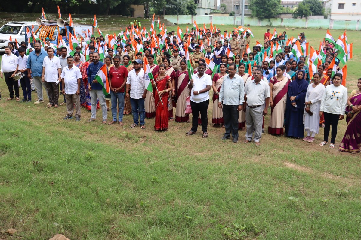 ChampuaNac's tweet photo. One nation, One Emotion. One Identity, One campaign...!  
#HAR_GHAR_TRIRANGA🇮🇳

@HUDDeptOdisha

@CMO_Odisha

#HarGharTiranga https://t.co/fqtCBCpcBx