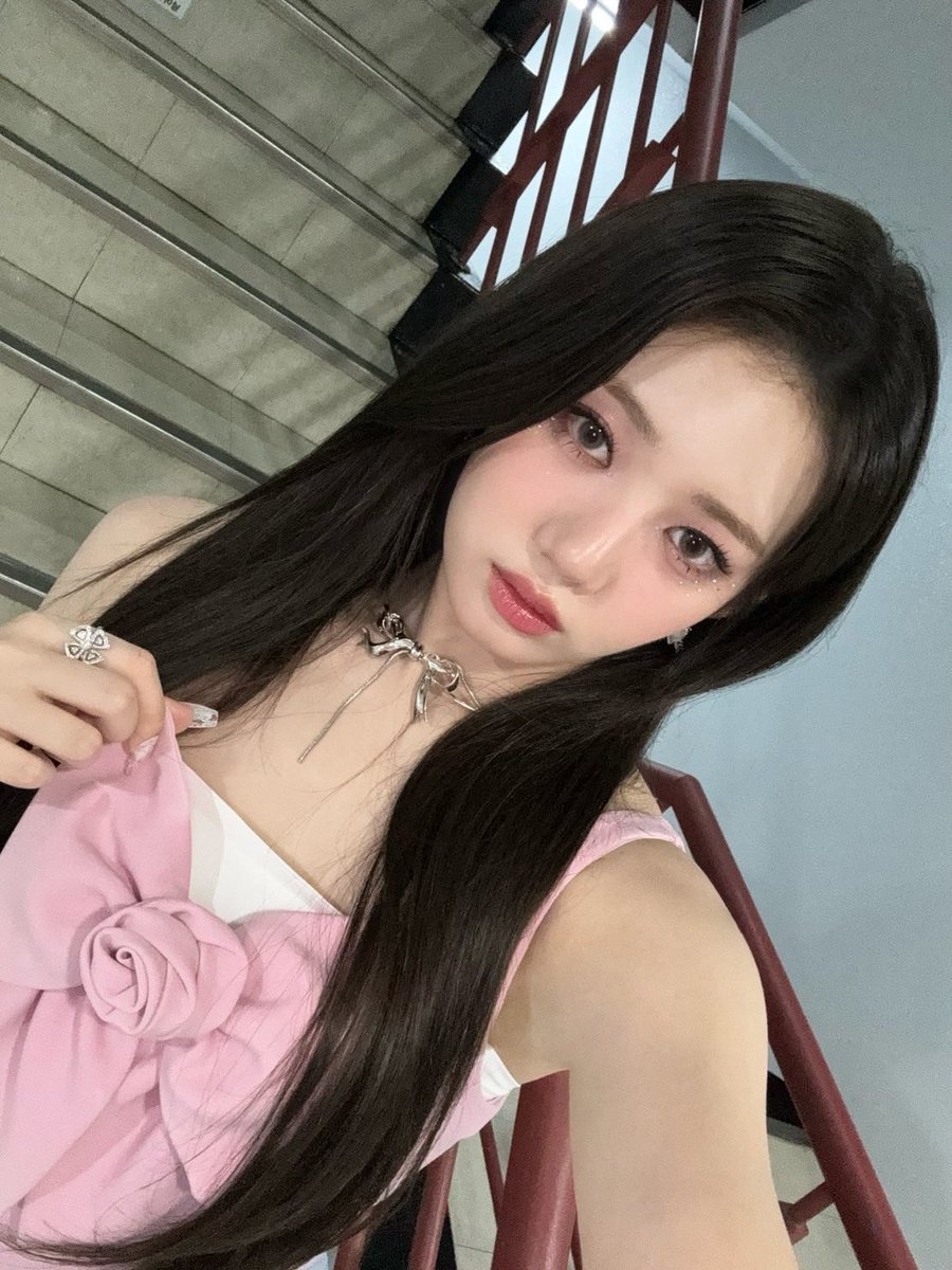 baemonfire's tweet photo. DROP THE TAGS FOR RORA 

SWEET SIXTEEN WITH RORA
#RORA #PrincessRORADay
#밤하늘에_로라가_비치는_날 https://t.co/dgUNXOEHth