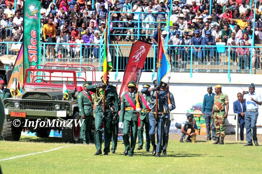 Missindipe71012's tweet image. Zimbabweans celebrate Defence Forces Day in honour of the dedication of the country&apos;s uniformed forces and their commitment to protecting national sovereignty, upholding justice and maintaining law and order.
#DefenceForcesDay2024