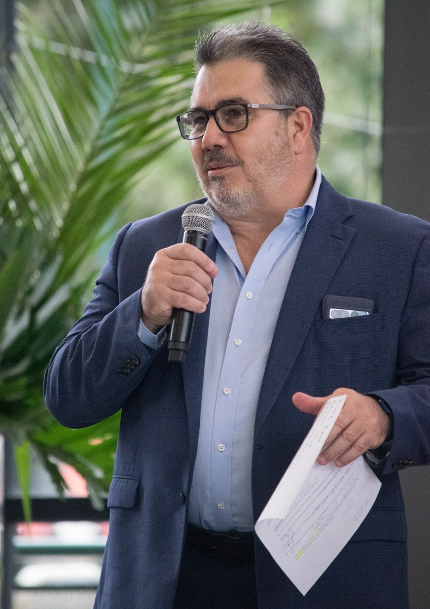 🌍 Nos despedimos de Valentín González, quien hasta el viernes 09/8 se desempeñó como Representante Residente Adjunto en PNUD Argentina. 

Ahora, asume un nuevo reto como Representante Residente en <a href="/PNUDBolivia/">@PNUD en Bolivia</a> 🇧🇴

 ¡Le deseamos todos los éxitos!

#PNUD #Liderazgo #NuevosDesafíos