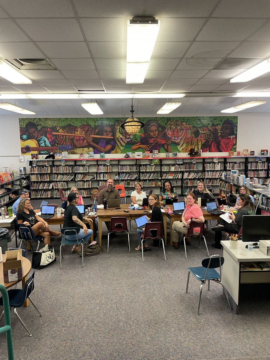 So excited to be part of <a href="/CHUHOxford/">Oxford Elementary</a> ! Looking forward to a great year!