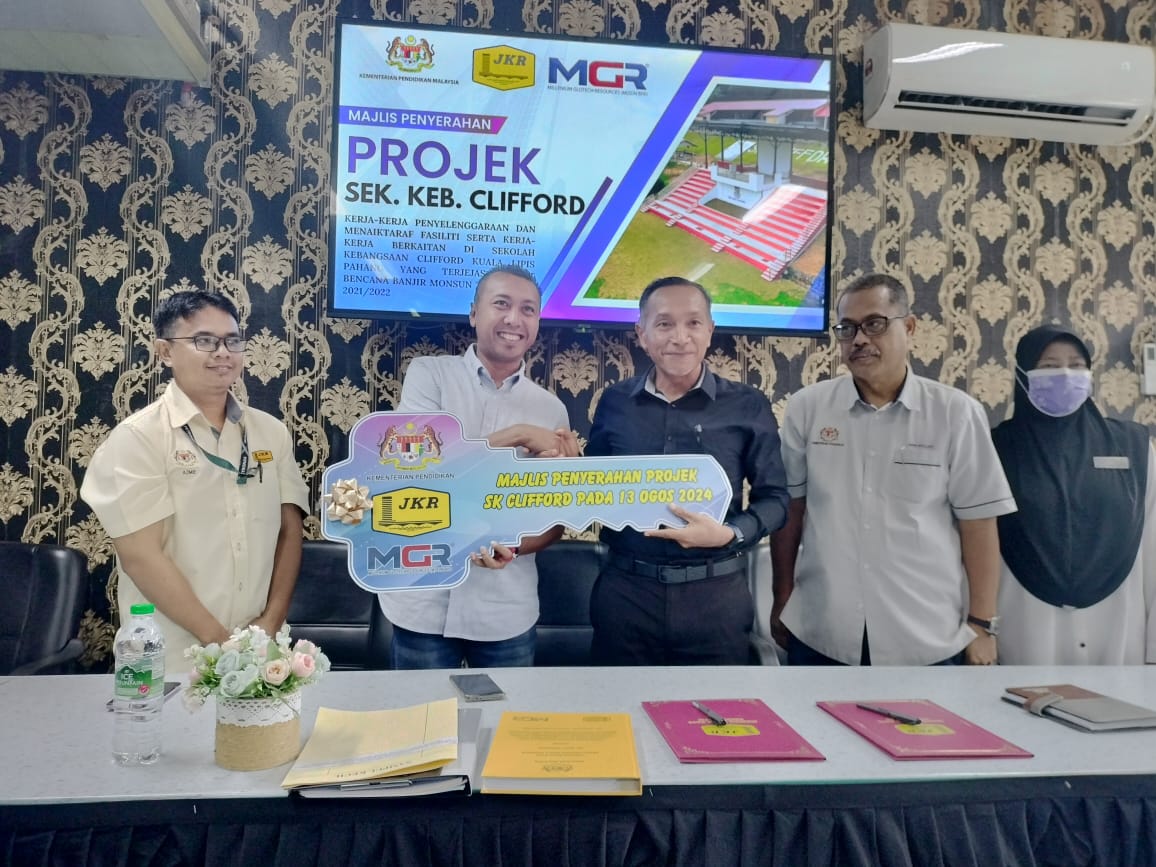 JKRLIPIS's tweet photo. KERJA-KERJA PENYELENGGARAN DAN MENAIKTARAF FASILITI SERTA KERJA-KERJA BERKAITAN DI SEKOLAH KEBANGSAAN CLIFFORD KUALA LIPIS PAHANG YANG TERJEJAS AKIBAT BENCANA BANJIR MONSUN TIMUR LAUT 2021/2022 pada 13 Ogos 2024. 

@IPJKR_Official
@JKRPAHANG
@followers https://t.co/YUeJQvWAzH