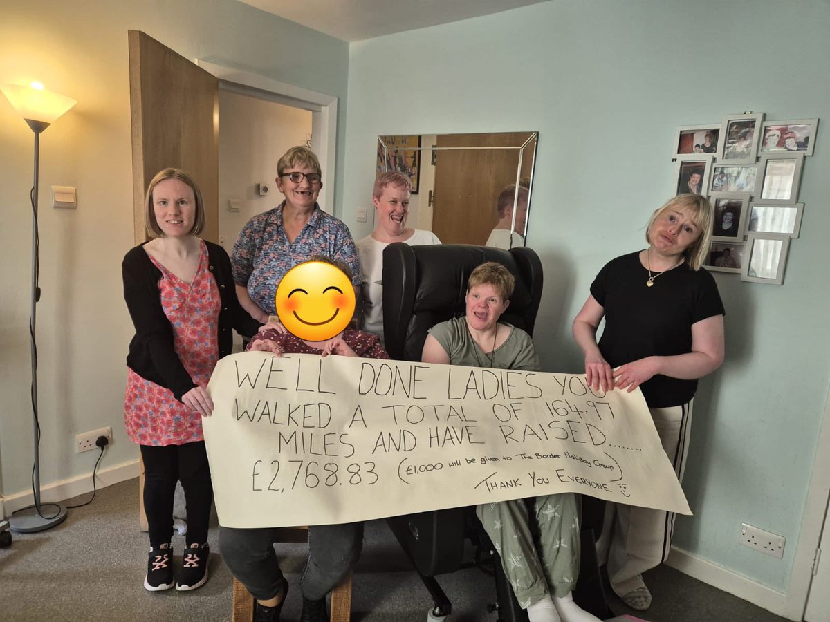 streetsaheadSB's tweet photo. Our fundraising superstars had an amazing weekend celebrating their incredible achievement of raising £2,768.83, with £1,000 being donated to the wonderful Jumbulance Trust! 🥳 https://t.co/9pK3CHR1gQ