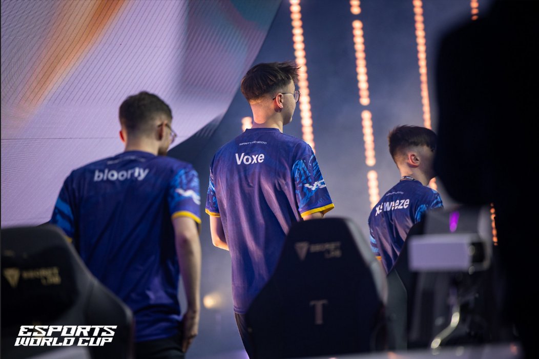 voxeftn's tweet photo. Just come back from #EsportsWorldCup so grateful for the experience there and to all the people I met there. 

Thanks to the team @R8xesports and fans, to @BloomyFN @xsweezefn and @Vortexers to propose the best we could.

Hope to see more of these events in the future. 💙🇸🇦 https://t.co/kWl66kpPP4