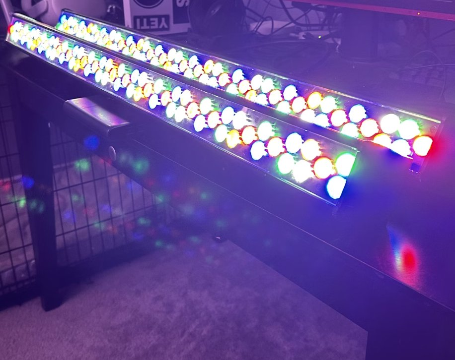 gearsource's tweet photo. Used Chauvet COLORado Batten 72 Tour
👉 $600 👈

#usedgear #usedlighting #ledbatton #chauvet
https://t.co/a28GTBnYF3 https://t.co/MZDjiJBlZh