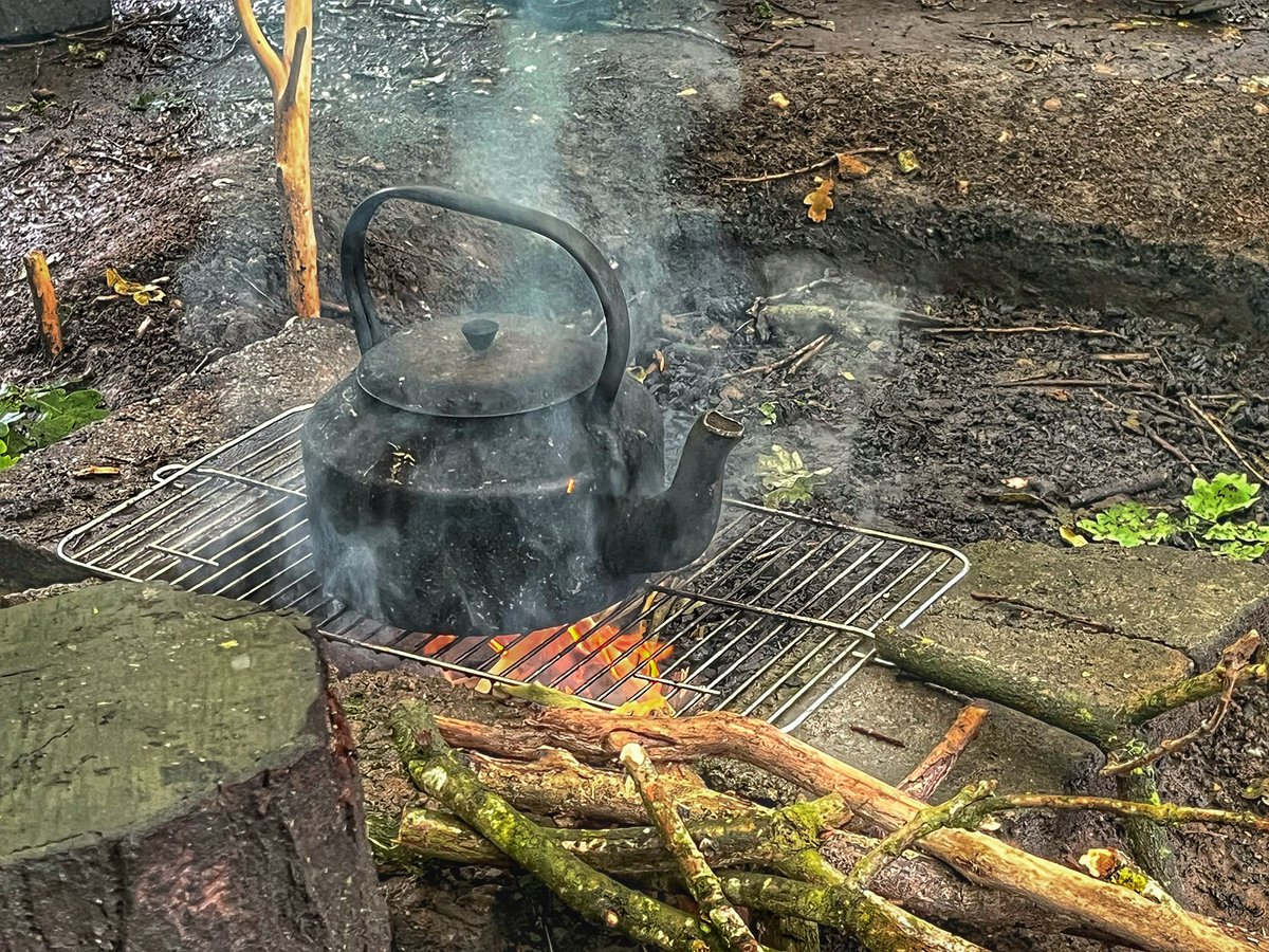 🔥🔜MENSCRAFT FIRE CIRCLE

We're hosting another gathering at Bramley Lakes, Horsford this Saturday 17th August, arriving 11:30am finishing by 4pm.

Connect around a fire🤝
Eat together 🍚
Get mindful ☺️
Relax in nature🌳

To book, email Andy Wood: andy@menscraft.org.uk