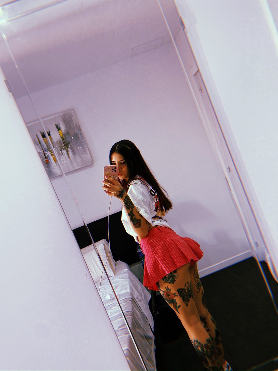 Electrickbae's tweet photo. Me sentía bichota mamiii 🧜🏼‍♀️ https://t.co/T6kuHk5xbC