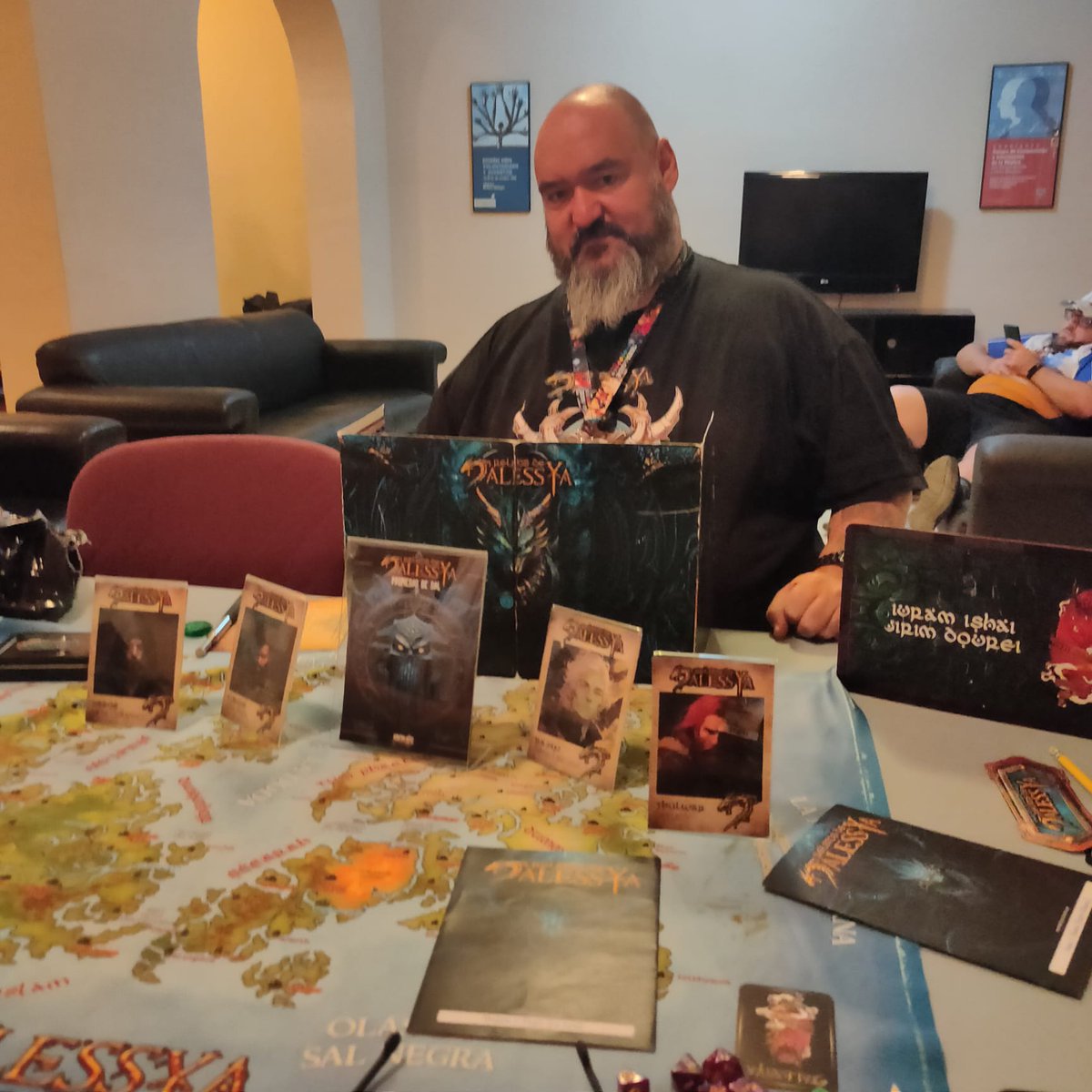 Talessya1's tweet photo. Las otras dos me llevaron inevitablemente a mis tierras de #talessya y agradecer mil a la gente que se quiso asomar a sus secretos #tdn2024 #dnd5e #nosvenostraslosdados https://t.co/QS73Z3DJRY
