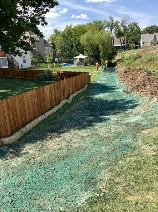 risingcsinc's tweet photo. Did you know Hydroseeding promotes rapid germination, with grass often sprouting within 7 days and full coverage achieved in 3-4 weeks🌱. #Risingconst #Hydroseeding #KCMO https://t.co/t8iCKiBIDN