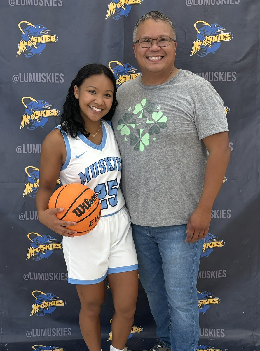 Thank you <a href="/wbbcoach_lona/">Ashley Lona</a> and <a href="/CoachPhil_LU/">Coach Phil Welsh</a> for a great visit. I am so grateful to receive an offer from <a href="/MuskiesWBB/">Lakeland Women's Basketball</a>! 

<a href="/LincolnBasketb4/">Lincoln Basketball Elite (Phoenix)</a> <a href="/CoachRyanSasis/">Ryan Sasis</a>