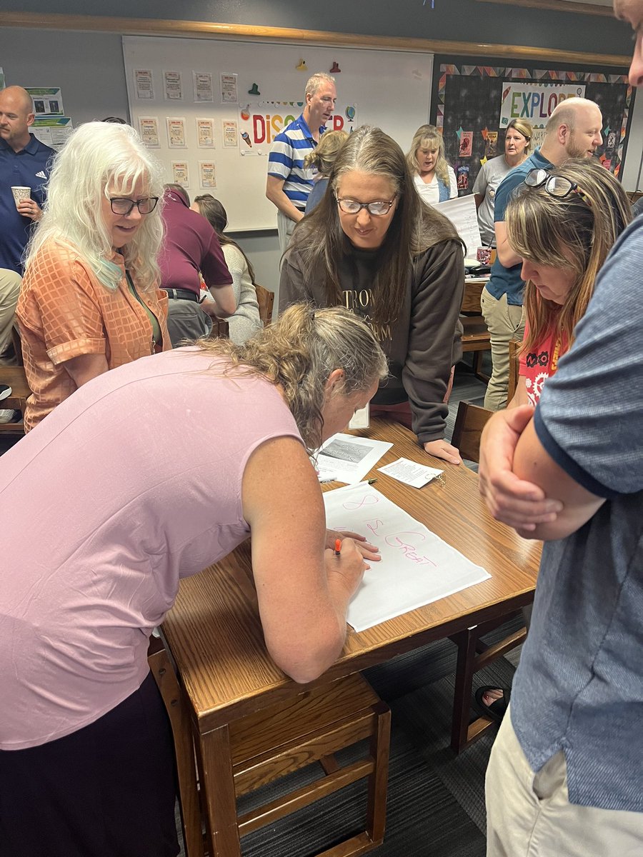 Nowlin Middle School tweet media