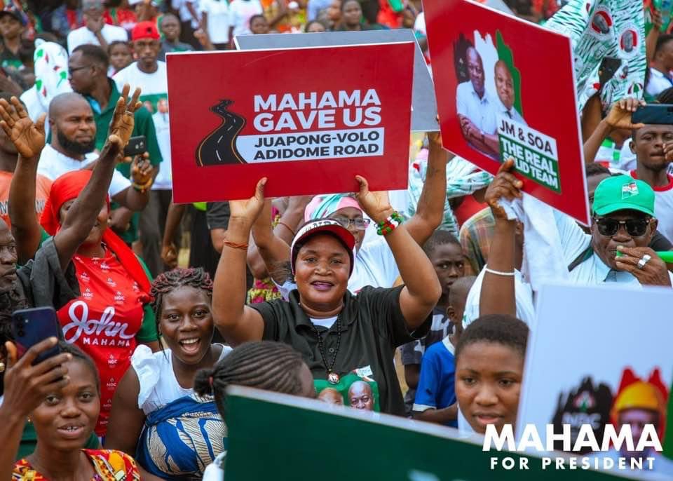 obiba_jk2's tweet photo. John Mahama begins 4-day tour of the Volta Region
#Mahama4President
#BuildingGhanaTour https://t.co/WSgqAAcgmp