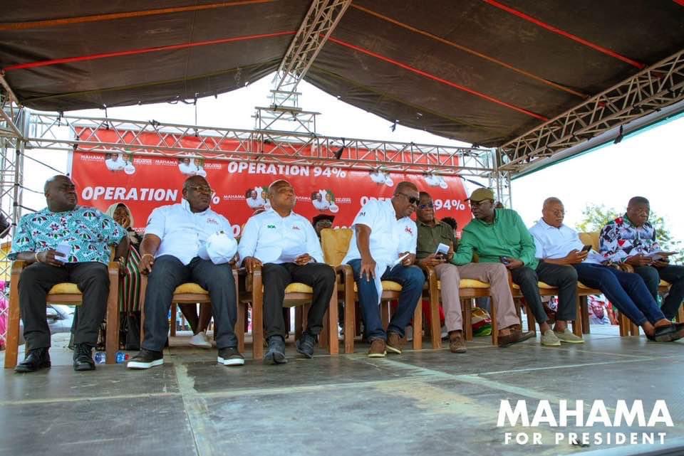 obiba_jk2's tweet photo. John Mahama begins 4-day tour of the Volta Region
#Mahama4President
#BuildingGhanaTour https://t.co/WSgqAAcgmp