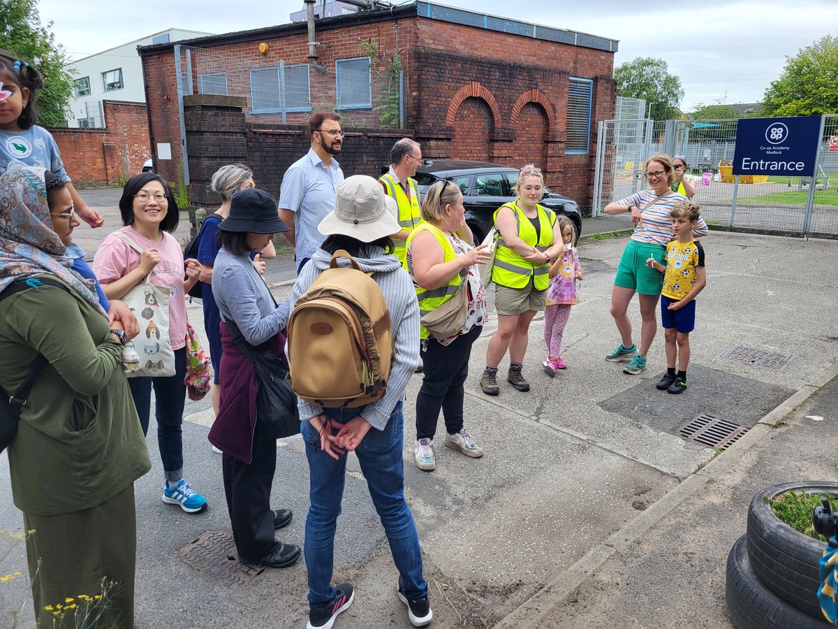 Ardwick Climate Action (@ardwickclimate) on Twitter photo Our Wild Walks with <a href="/McrMuseum/">Manchester Museum</a> concluded today, but not without a visit from <a href="/AfzalKhanMCR/">Afzal Khan MP</a> and Zoe's birthday 🍾🥂🎂 Our Wild Walks with <a href="/McrMuseum/">Manchester Museum</a> concluded today, but not without a visit from <a href="/AfzalKhanMCR/">Afzal Khan MP</a> and Zoe's birthday 🍾🥂🎂