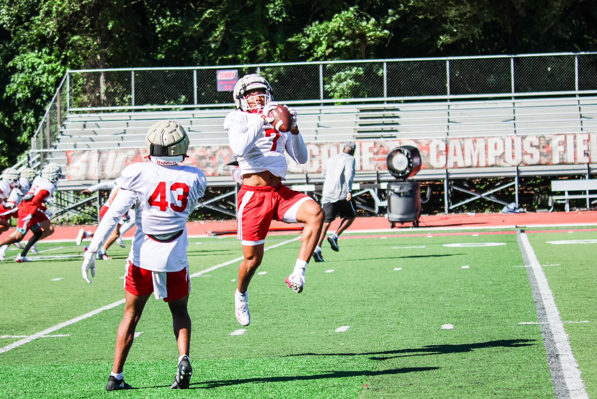 Sacred Heart University Football tweet media