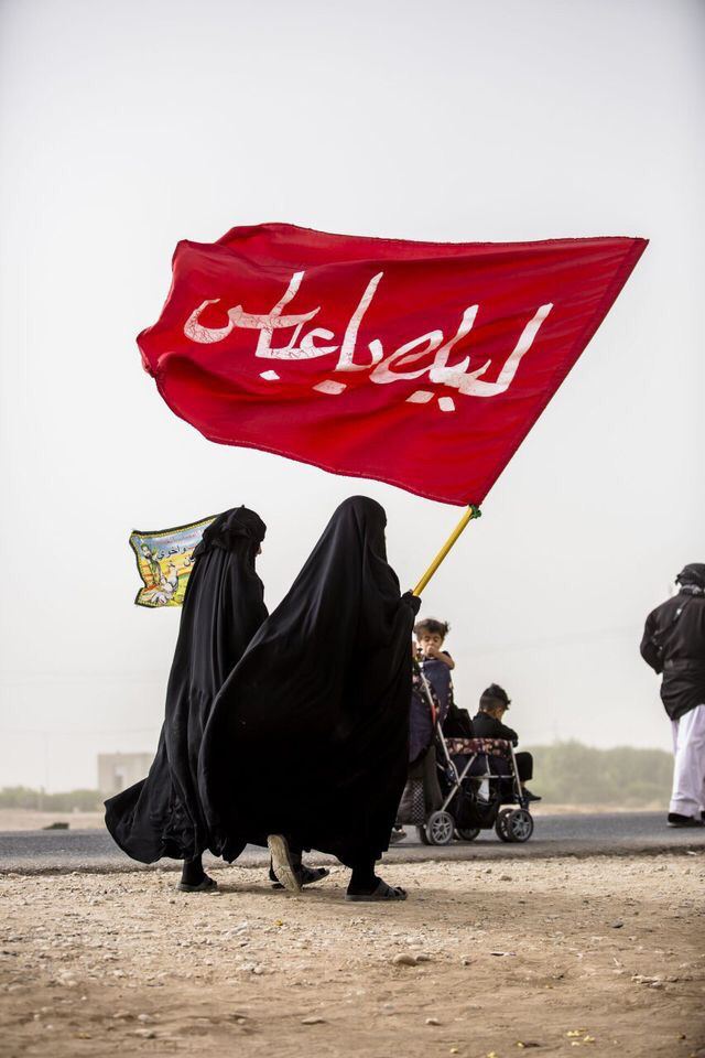 zahra4283's tweet photo. پرودگار ما
ما از تو حسین را میخواهیم، از تو میخواهیم 
هَبْ لِی قَلْبا یُدْنِیهِ مِنْكَ شَوْقُهُ
قلب و عشقی عطا کنی 
که به وسیله اش به خودت میل کنیم
به ما عطا کن حبّ الحسین را که
وسیلة السعداء
موجب عاقبت بخیری ست، 
ما را به حسین برسان.
#از_بام_ایران_تا_کربلا
#حب_الحسین_یجمعنا https://t.co/wx4yHhrfj3