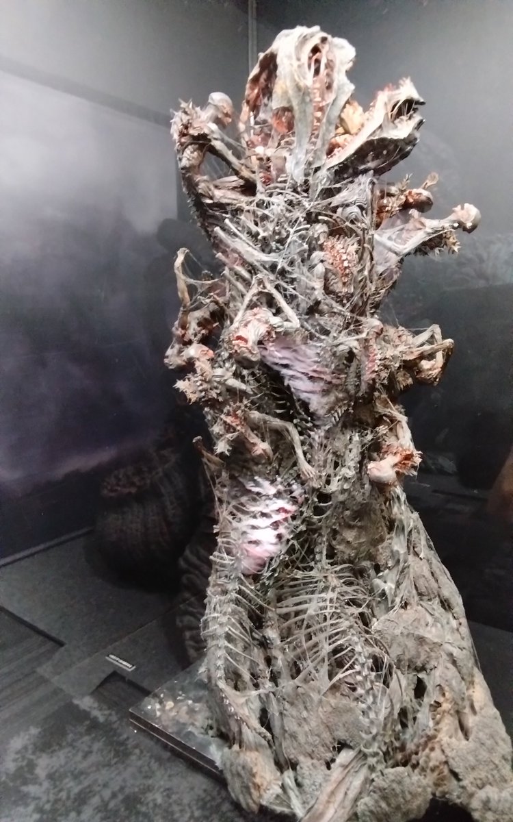 竹谷隆之氏原型のシンゴジラ第5形態を久しぶりに間近で見る事が出来