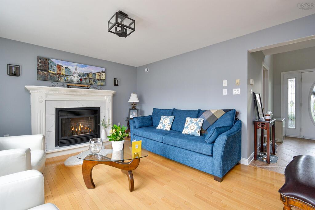 viewpoint_ca's tweet image. $569,000 | For Sale
4 Beds | 3/1 Baths | 2,300 sq. ft.
10 Englewood Crescent, Sydney River

Stunning two-story family home located in one of Sydney River’s most sought-after neighborhoods.

Listed by ViewPoint Realty agents Carol Rizzetto &amp;amp; Tony Rizzetto
viewpoint.ca/cutsheet/20241…