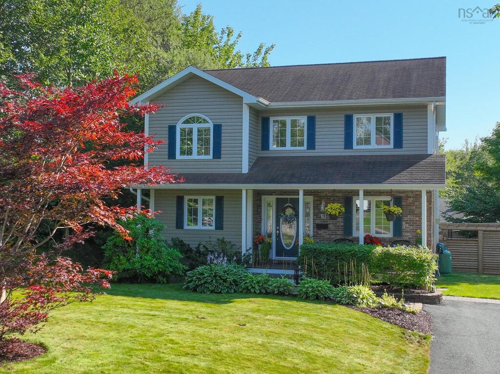 viewpoint_ca's tweet image. $569,000 | For Sale
4 Beds | 3/1 Baths | 2,300 sq. ft.
10 Englewood Crescent, Sydney River

Stunning two-story family home located in one of Sydney River’s most sought-after neighborhoods.

Listed by ViewPoint Realty agents Carol Rizzetto &amp;amp; Tony Rizzetto
viewpoint.ca/cutsheet/20241…