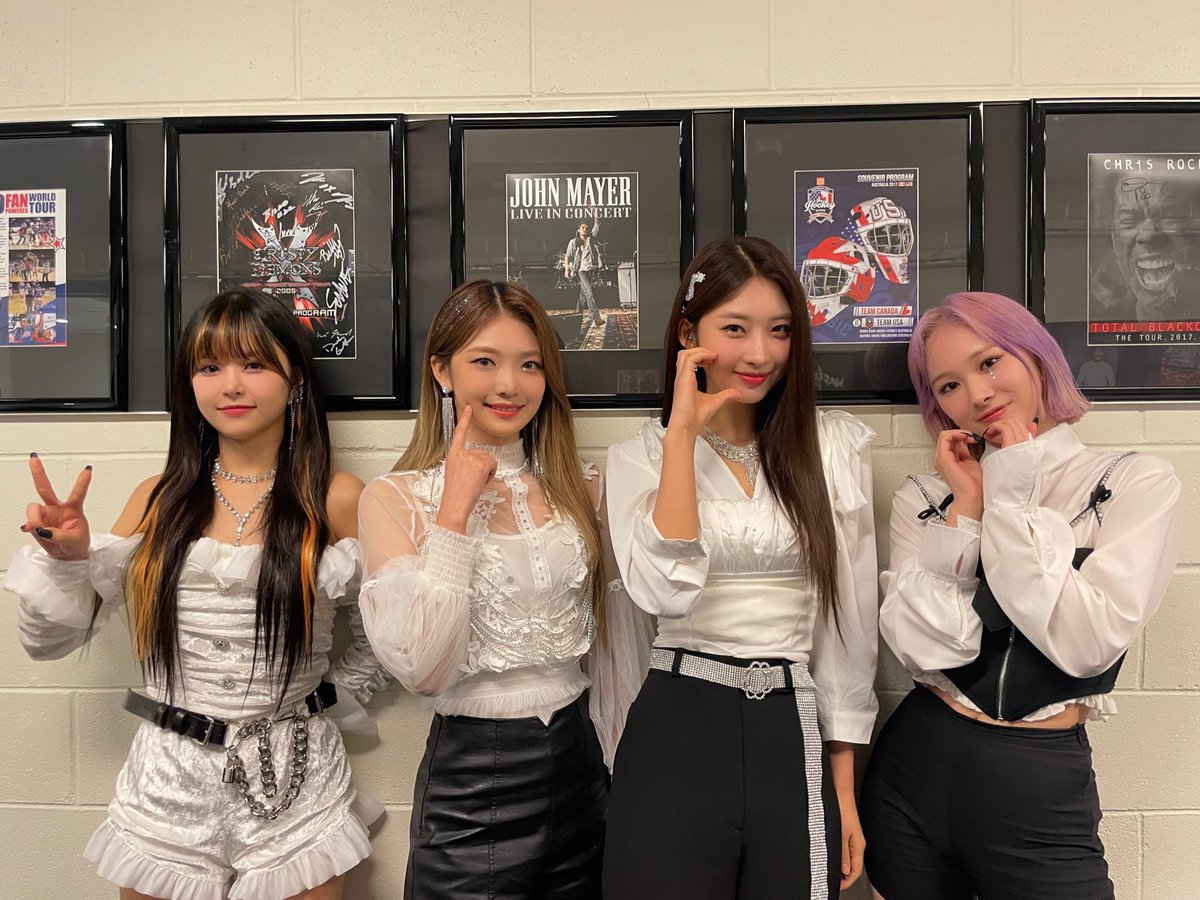 timetomia's tweet photo. 220813 twitter

[📸EVERGLOW] 

22.08.13 <#hallyupopfest>

역시 오늘도 에버글로우👍💜
또 반해버렸잖아요....🥲

에버글로우 사랑해💜
함께해준 포에버 사랑해💕

#EVERGLOW #에버글로우 
#미아

#에버글로우 #EVERGLOW #미아 #MIA https://t.co/QgCIg0KKSr