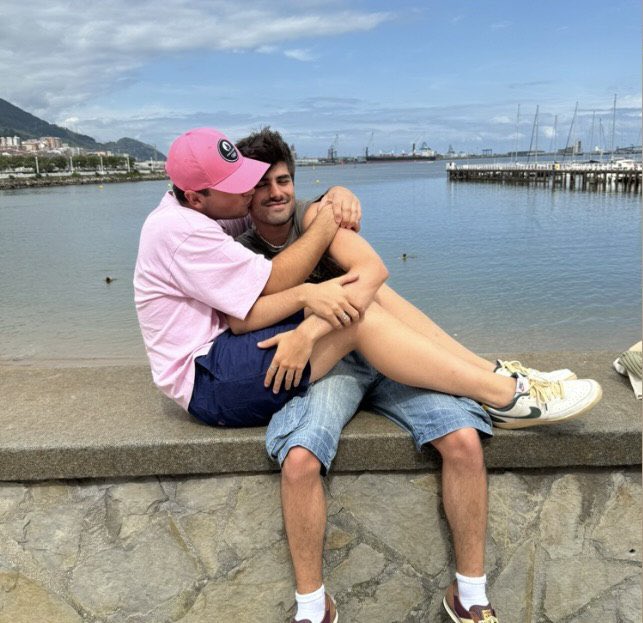 waitfxrit's tweet image. 