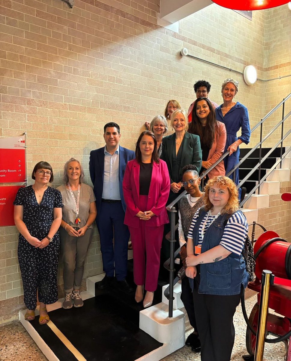 Great to have <a href="/Steph_Peacock/">Stephanie Peacock MP</a> join us in Gipton <a href="/OldFireStaLS9/">The Old Fire Station</a> to talk to our 3rd sector who play a vital role in our communities. 

We all reiterated the importance of  additional funding to the sector as well as cross sector collaboration.