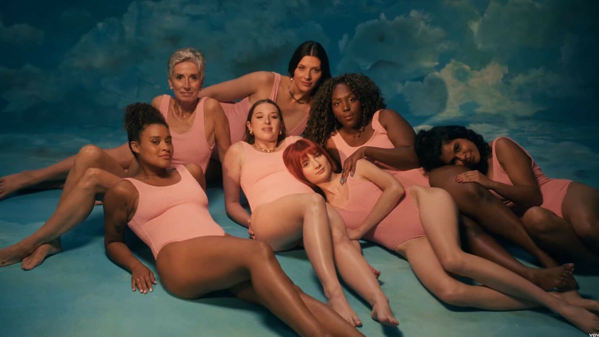 BFMTV's tweet photo. "Star Academy": Héléna sort son premier clip, "Summer Body", avec Camille Cerf https://t.co/ldhQrWVWMb https://t.co/8xnYL9MA5Y