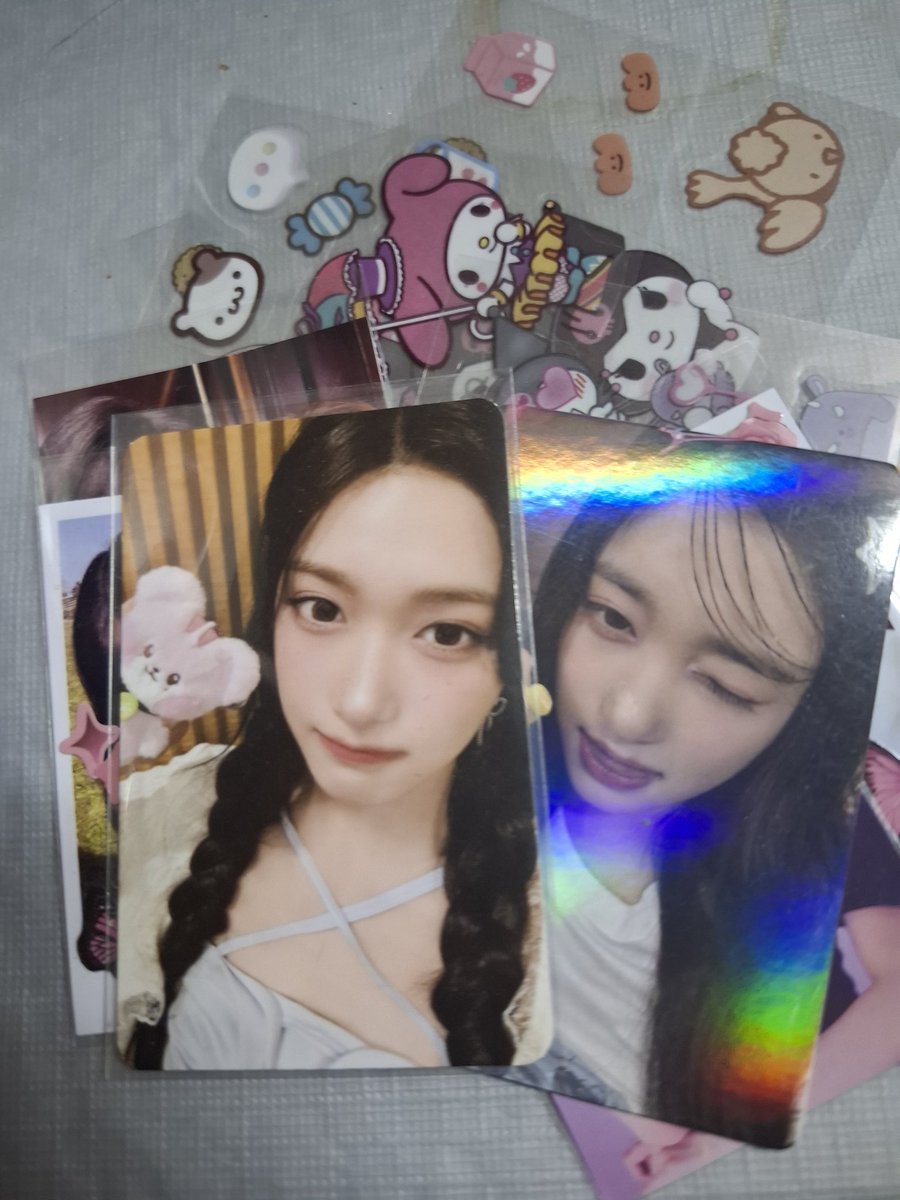 DiZz04845846's tweet photo. ได้รับน้องแล้วนะคะ ขอบคุณสำหรับของแถมคับ #rvchibajung https://t.co/svTzhx3Lma