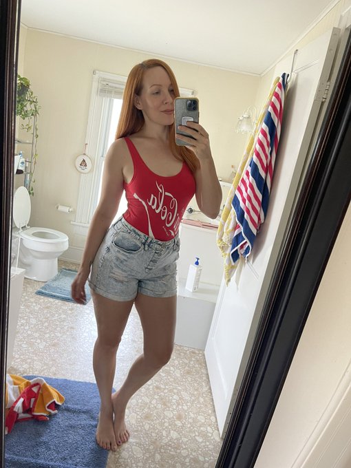 Cute pic from last weekend https://t.co/Gn7HENYxHZ