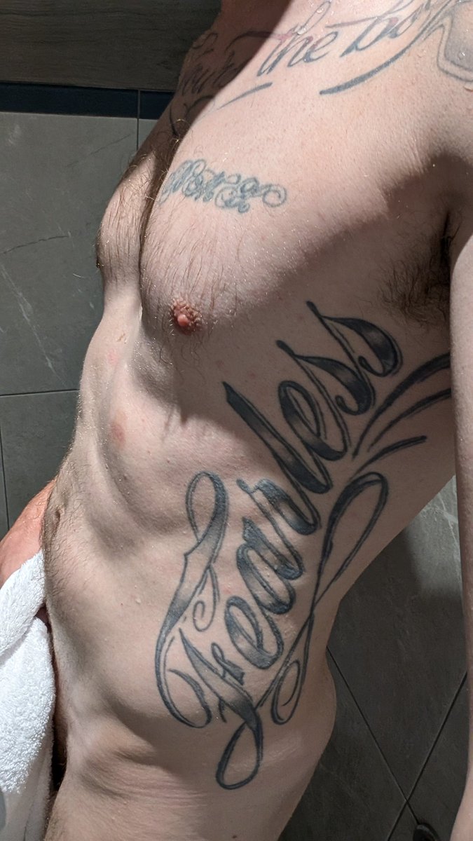 triathlonsweat's tweet photo. Squeaky clean after a 5km run and 1.76km swim!
#onlyfans #abs #milfhunter #tattoos #inked #showerscene #of #nsfw #nide #dilf #hotdad https://t.co/nZ8RznQyfm