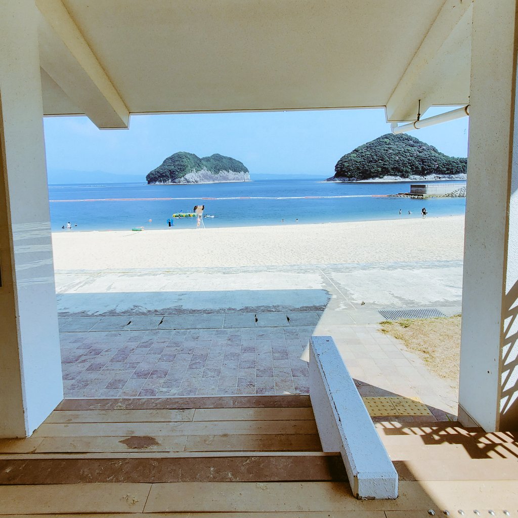 hidekixy's tweet photo. 長崎の海最高だった #結の浜マリンパーク https://t.co/ceIBmnrBip
