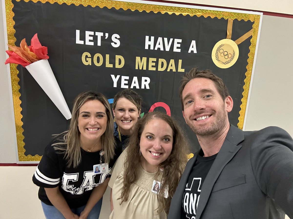 Great first day at Rasor! #teamplanoisd <a href="/abdavis1228/">Ashley Davis</a> <a href="/KristenMeharra/">Kristen Meharra</a> <a href="/LilliLangston/">Lilli Langston</a>