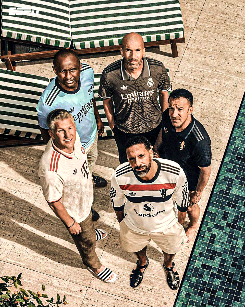 ESPNArgentina's tweet photo. 🔙 NOSTALGIA EN FORMA DE CAMISETAS
👕 En #ModoRetro: algunos de los gigantes europeos presentaron su tercera camiseta con icónicas LEYENDAS. https://t.co/sfF7oxnYBm