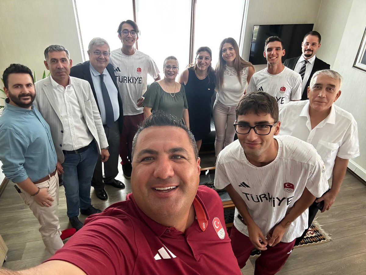hüseyin doğru (@hsyndogru) on Twitter photo Başarıya odaklı büyük bir aile:
Türkiye Okçuluk Federasyonu👏
<a href="/metegazoz/">Mete Gazoz</a>
<a href="/ArcheryTR/">Türkiye Okçuluk Federasyonu</a>
@Göktuğ Ergin Başarıya odaklı büyük bir aile:
Türkiye Okçuluk Federasyonu👏
<a href="/metegazoz/">Mete Gazoz</a>
<a href="/ArcheryTR/">Türkiye Okçuluk Federasyonu</a>
@Göktuğ Ergin