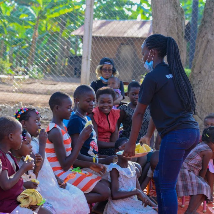 afrlyg's tweet photo. We bless the Lord for enabling us put on smiles to so many young future leaders. #humanity #fundraising #putasmile #UNESCO https://t.co/lJHvK29ffL