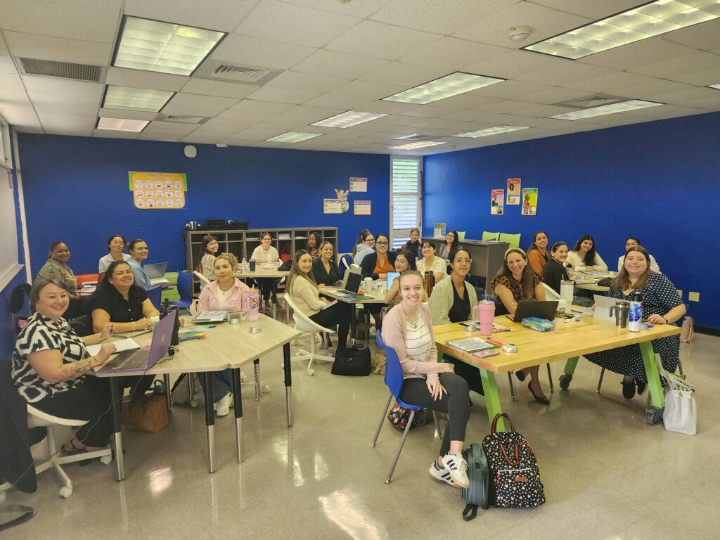 What a great Friday, welcoming our Fall 2024 Teacher Residents to M-DCPS. We’re so excited for our continued partnership with MDC and our newest partners, FIU! <a href="/fiuteach/">FIUteach</a> <a href="/mdcollege/">Miami Dade College</a>  <a href="/miamischools/">MDCPS</a> @mdcps_plcd <a href="/suptdotres/">Jose L. Dotres, Ed.D.</a> @dawn_baglos #yourbestchoicemdcps <a href="/RoxyMSanchez7/">Roxanne Sanchez</a>