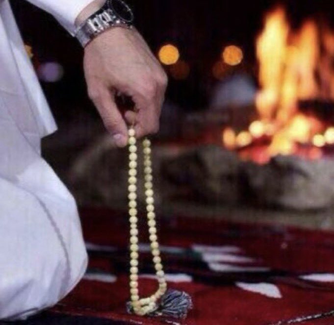 على الوعد موجود باقي وثابت
وعلى الكرم والطيب يسبق حصاني
#أحساس_شاعر 
#بيت_فخر