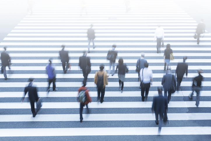 Break free from bias! Challenge your unconscious filters and make equitable decisions with Sara Taylor's savvy tips.

smartbrief.com/original/from-…