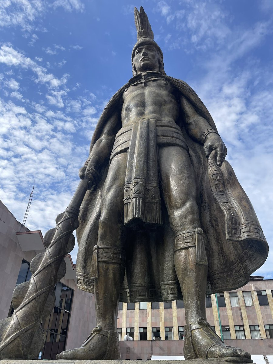 Llegas al imss y te reciben así. Cualquier desatención del personal ya es lo de menos. Bajo advertencia no hay engaño